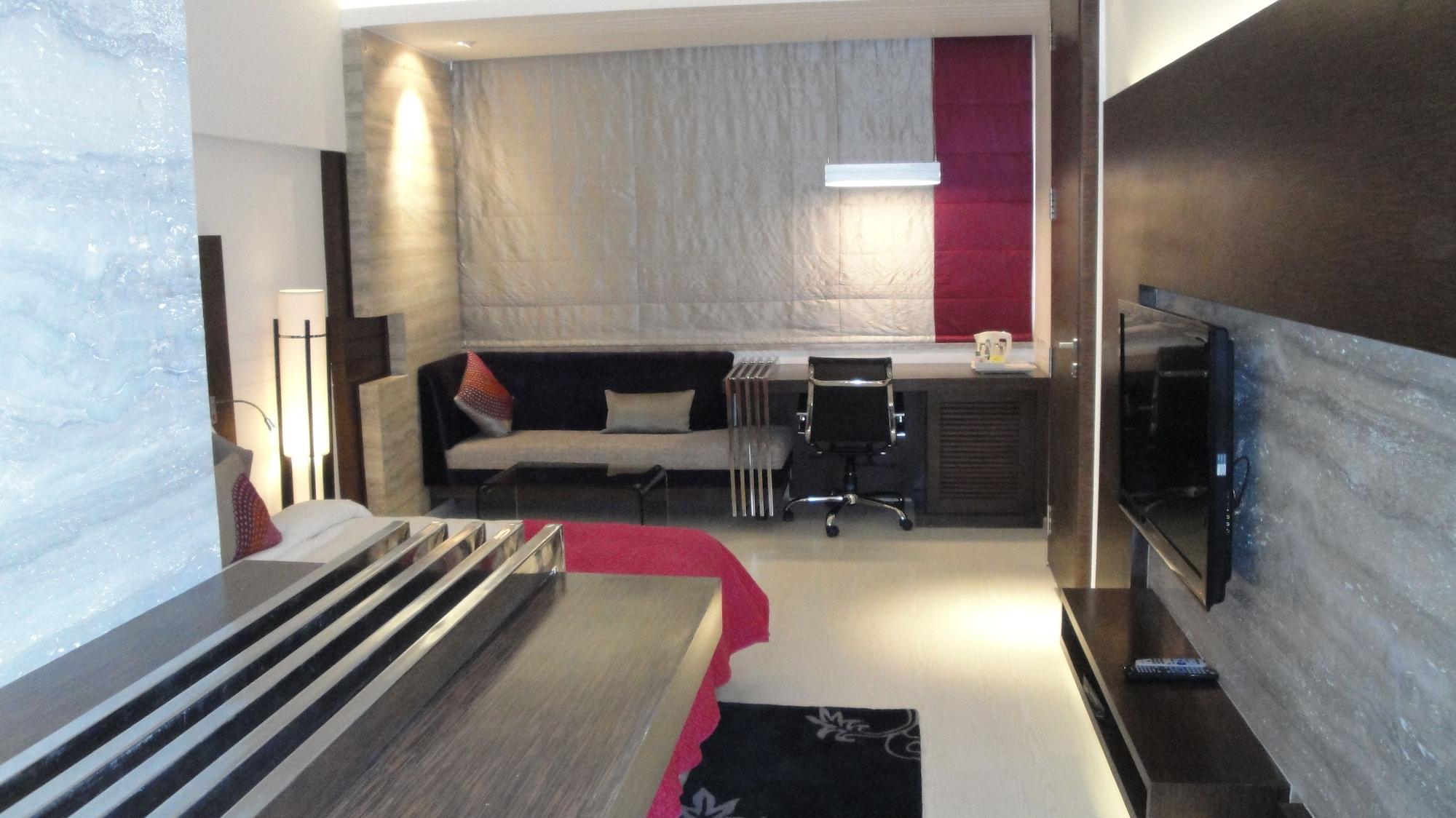 Chandīgarh Maya Hotel מראה חיצוני תמונה