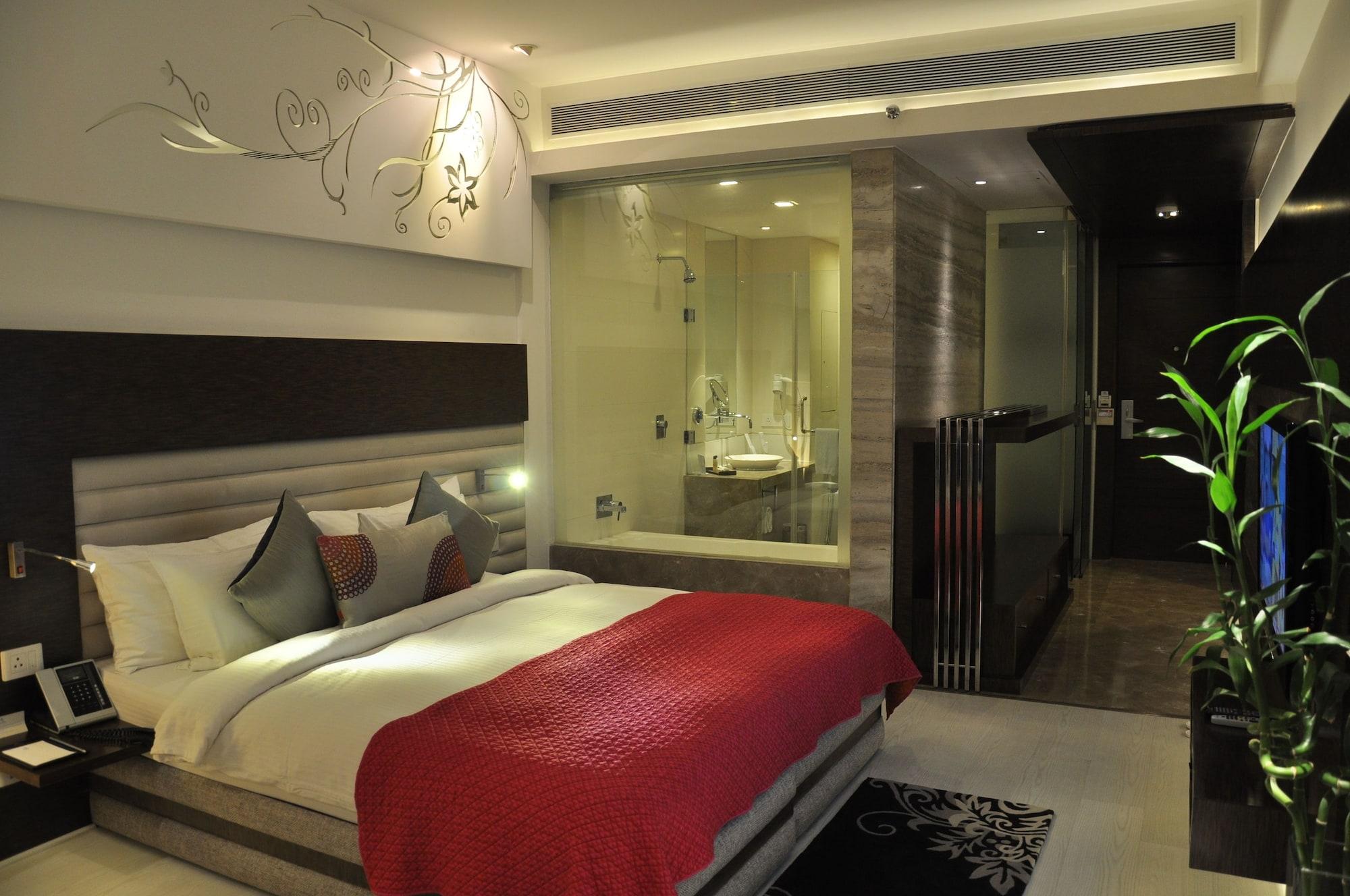 Chandīgarh Maya Hotel מראה חיצוני תמונה