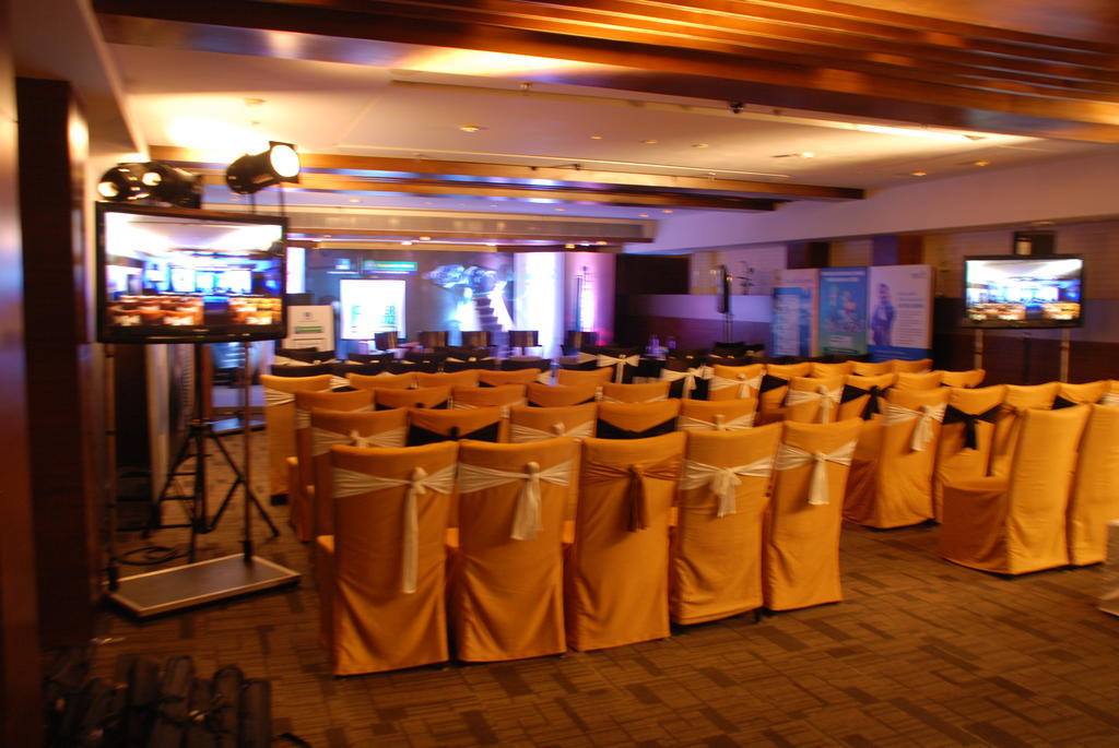 Chandīgarh Maya Hotel מראה חיצוני תמונה