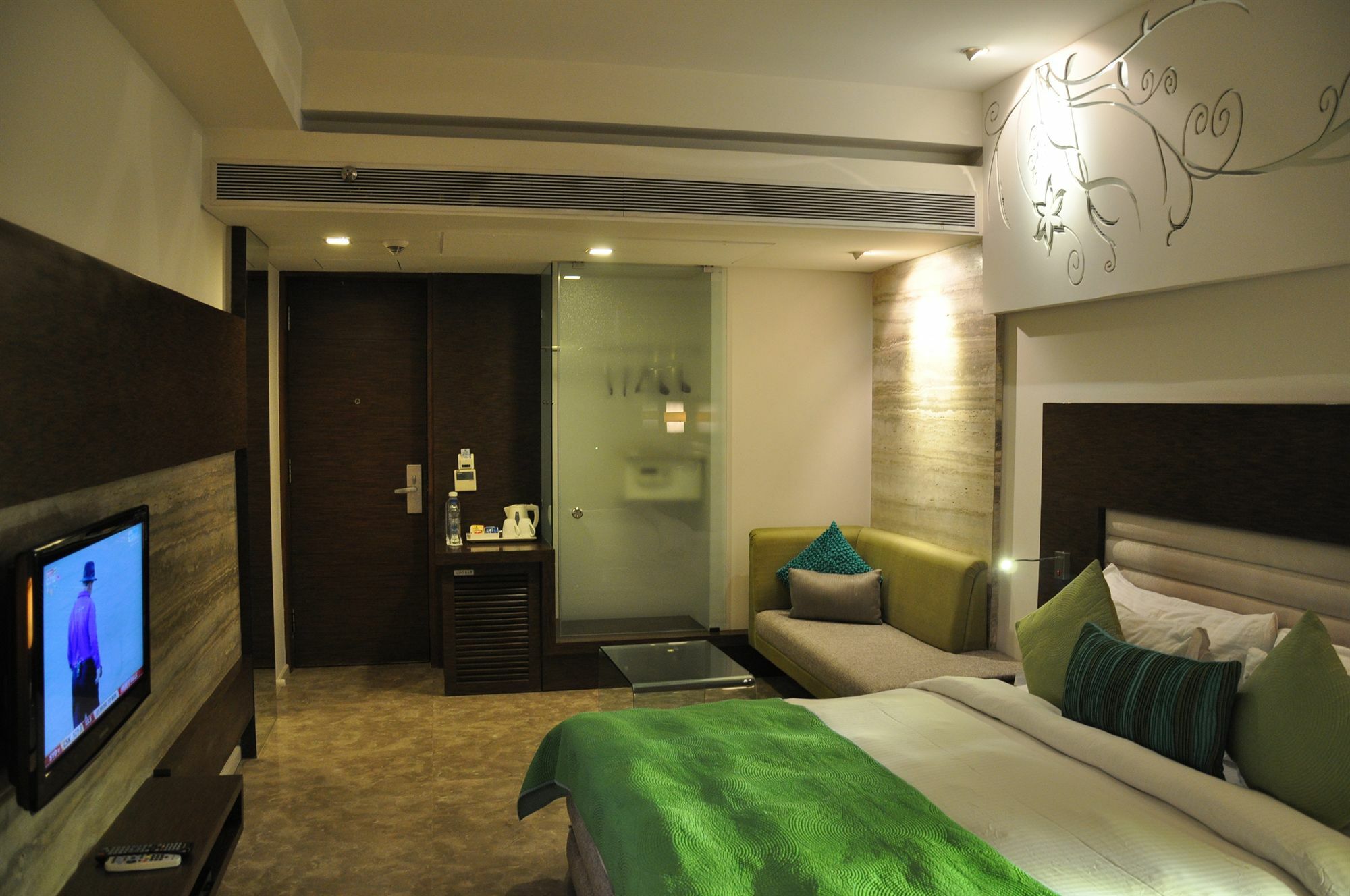 Chandīgarh Maya Hotel מראה חיצוני תמונה